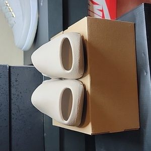 Yeezy slides pure
